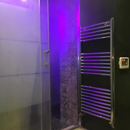 Domus Sant'elena With Sauna Rom